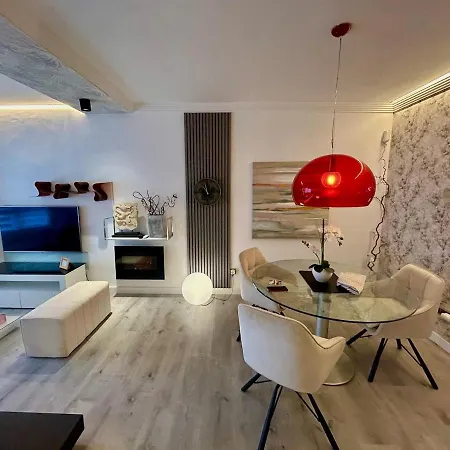San Juan Air Conditioning דירה מוטקסאמל